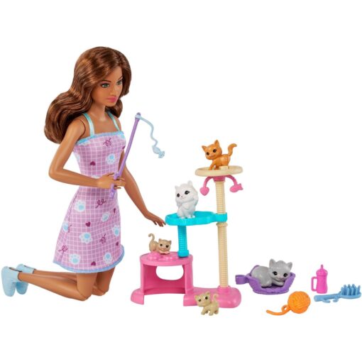 Mattel Barbie-Puppe und Kätzchen Kratzbaum Spielset